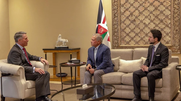 الملك عبد الله الثاني يؤكد ضرورة ضمان أمن الدول العربية في أي اتفاق سلام