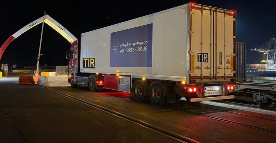 العراق يكمل أول شحنة شحن متعددة الوسائط عبر نظام النقل البري الدولي (TIR)