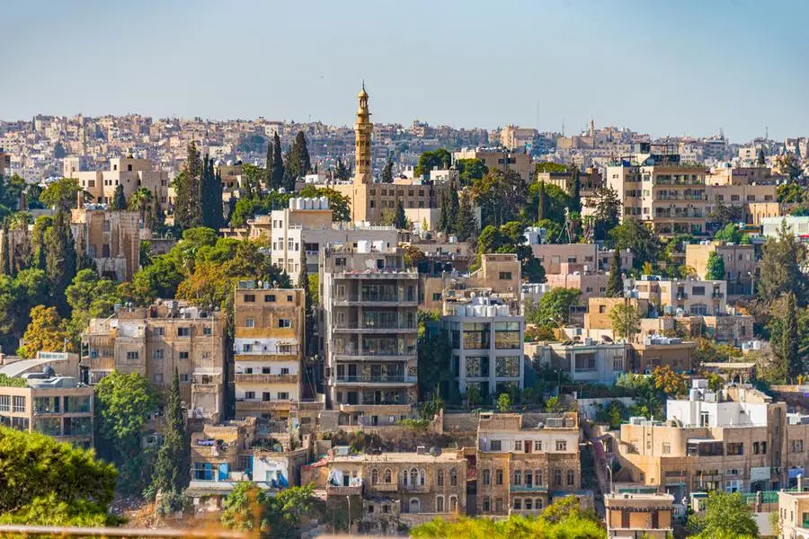 الأردن يعترض صواريخ إيرانية اخترقت مجاله الجوي