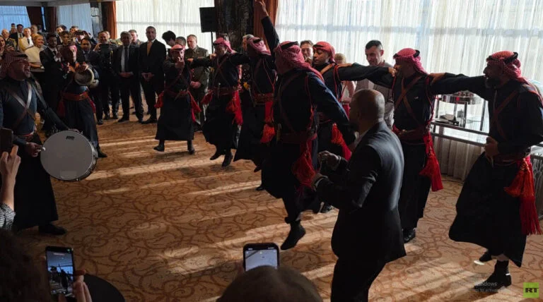 الأردن يحتفل بذكرى استقلاله الثمانين في موسكو ويعزز علاقاته مع روسيا