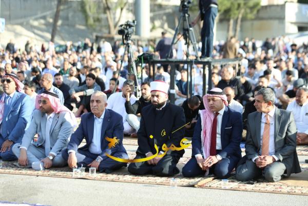آلاف الأردنيين يؤدون صلاة عيد الأضحى المبارك وسط أجواء من البهجة والاحتفال
