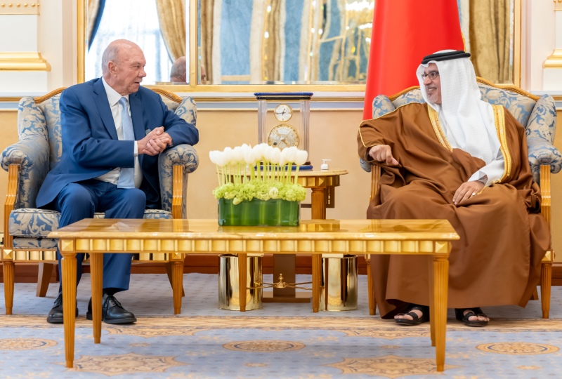 ولي العهد ورئيس مجلس الأعيان الأردني يبحثان تعزيز العلاقات الثنائية والتطورات الإقليمية