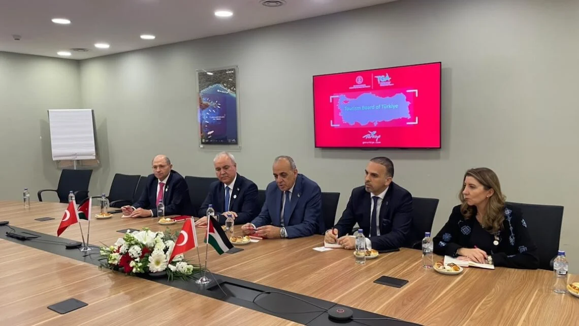 الأردن وتركيا يبحثان تعزيز التعاون السياحي